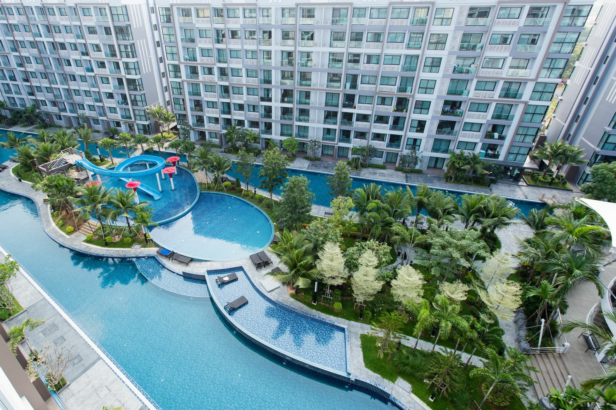 Dusit Grand Park Lejlighed Jomtien Beach Eksteriør billede